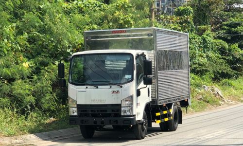 Cần tuyển tài xế xe tải